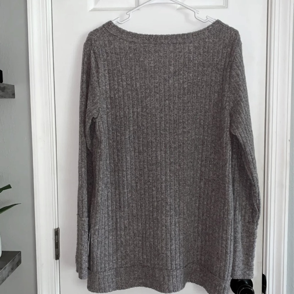 Sweater - Picture 2 of 3